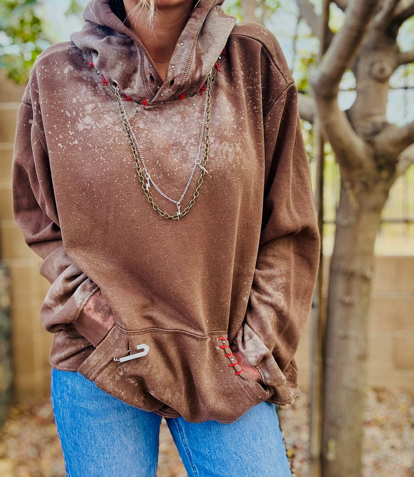 CD- NECKLACE Hoodie y2k band groupie - lace vintage wash+ Men’s unisex size LARGE - Cut off bottom band hem