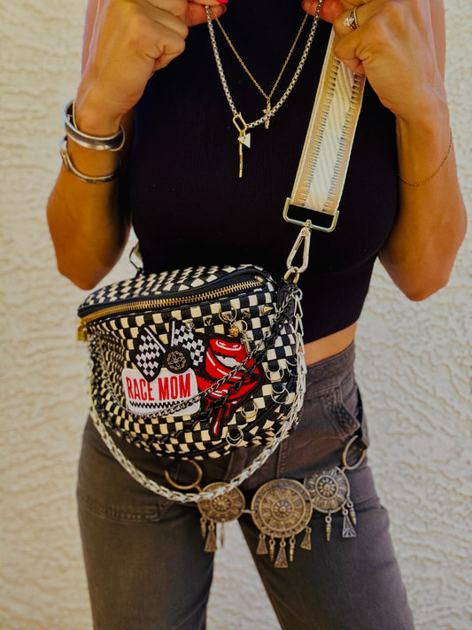 BBBC-race mom ++ multiple buttons and charms +PHOENIX BAG