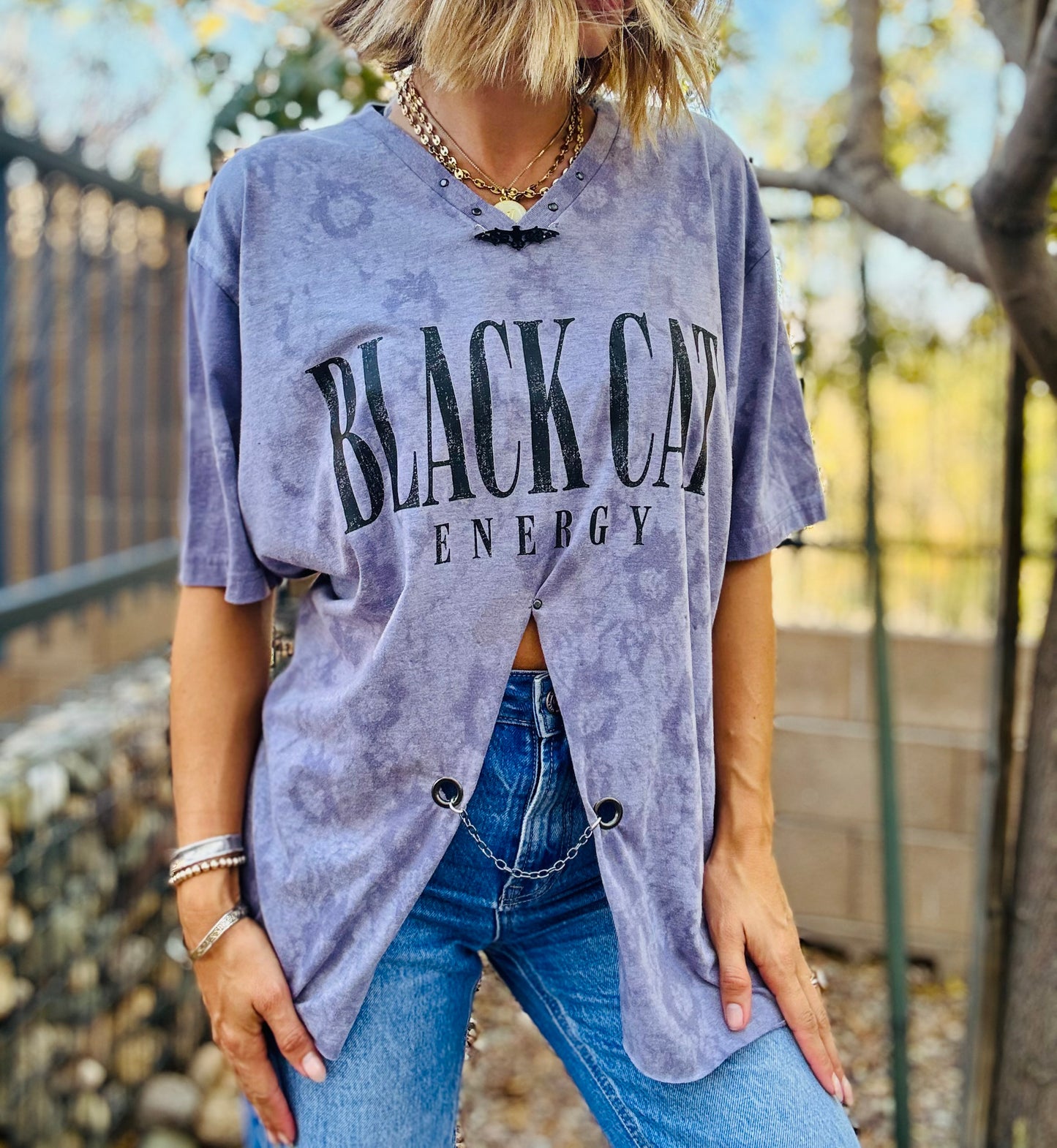 MD-black cat energy purple lace wash  -DAD TEE XL open front cut off bottom hem