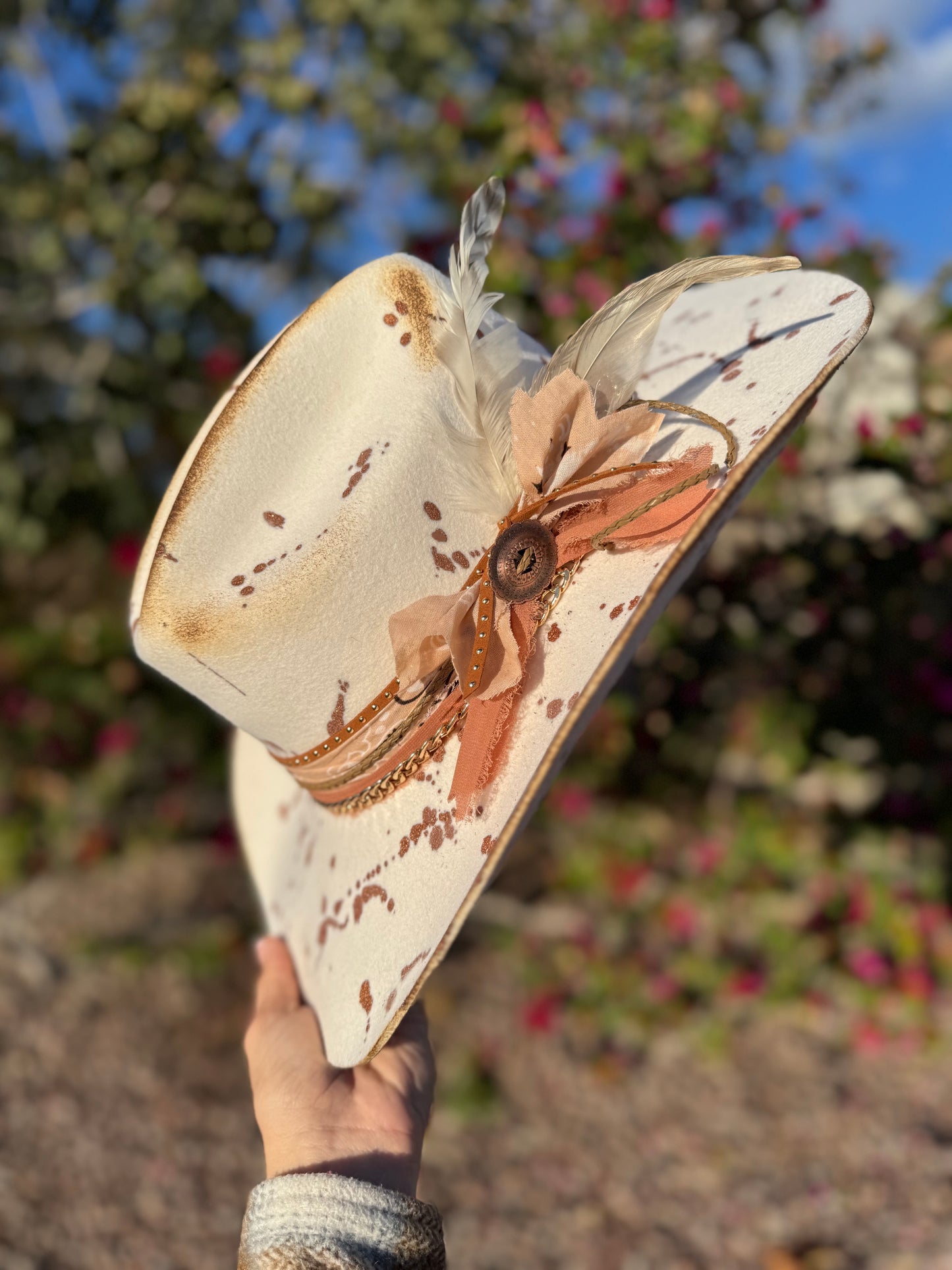 NU-Copper me In love + Dyed Ivory Traditional COWGIRL BRIM