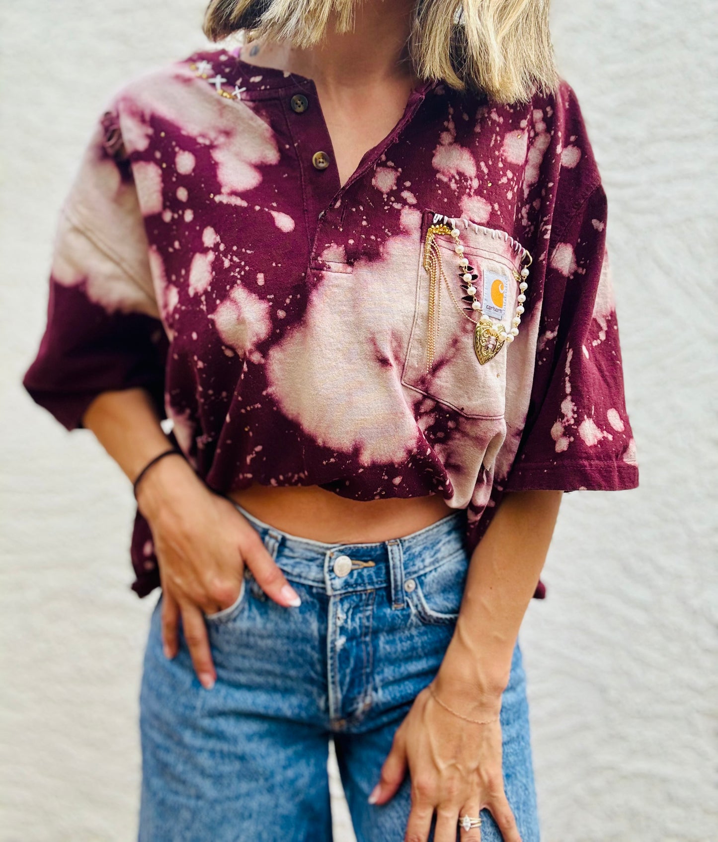 NUM-stitched hartt concho+ button collar- Merlot red Tshirt LARGE