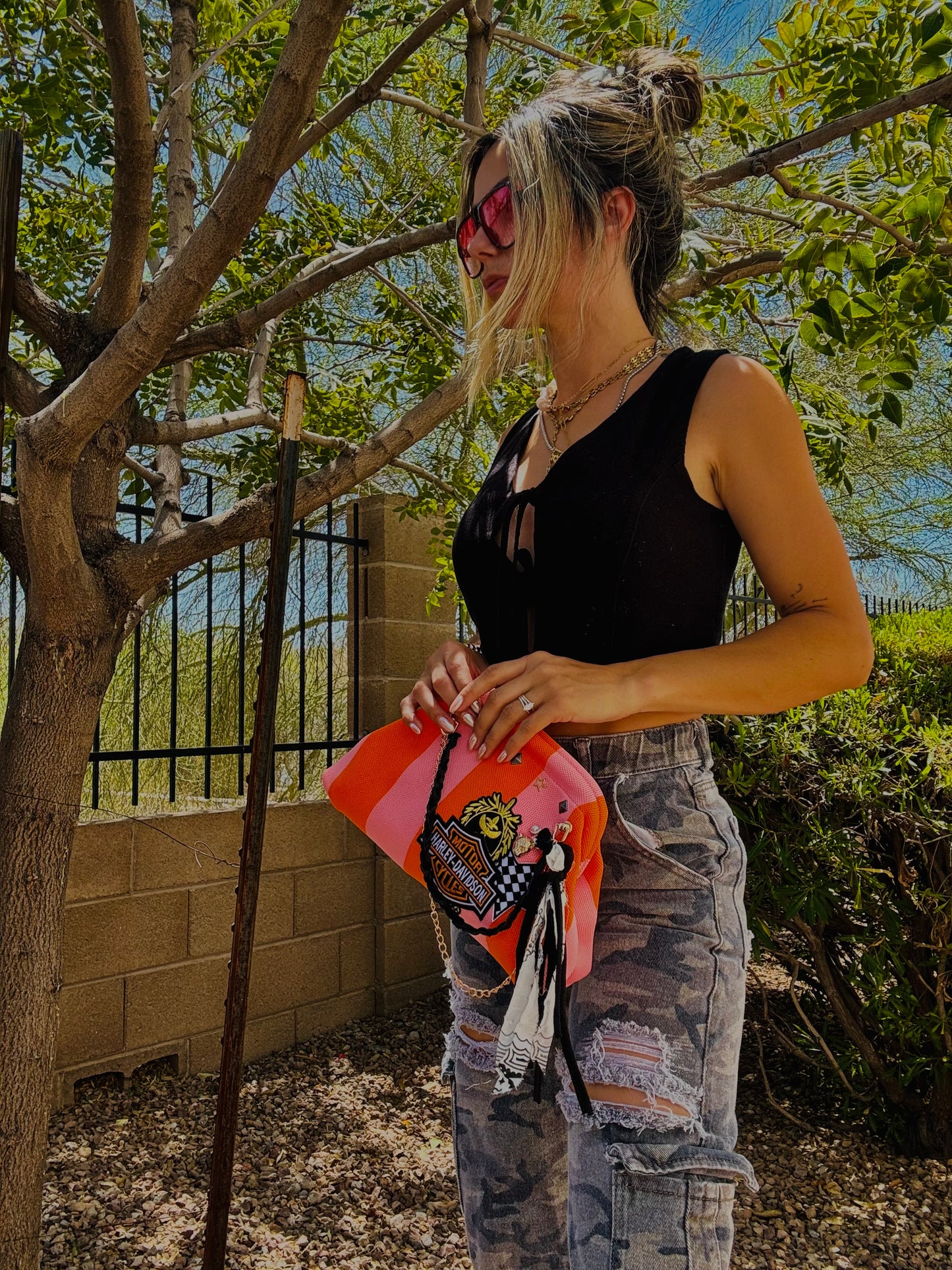 AA-BIKE BABE PINK AND ORANGE STRIPES+** LIZZIE KISS CLUTCH￼**