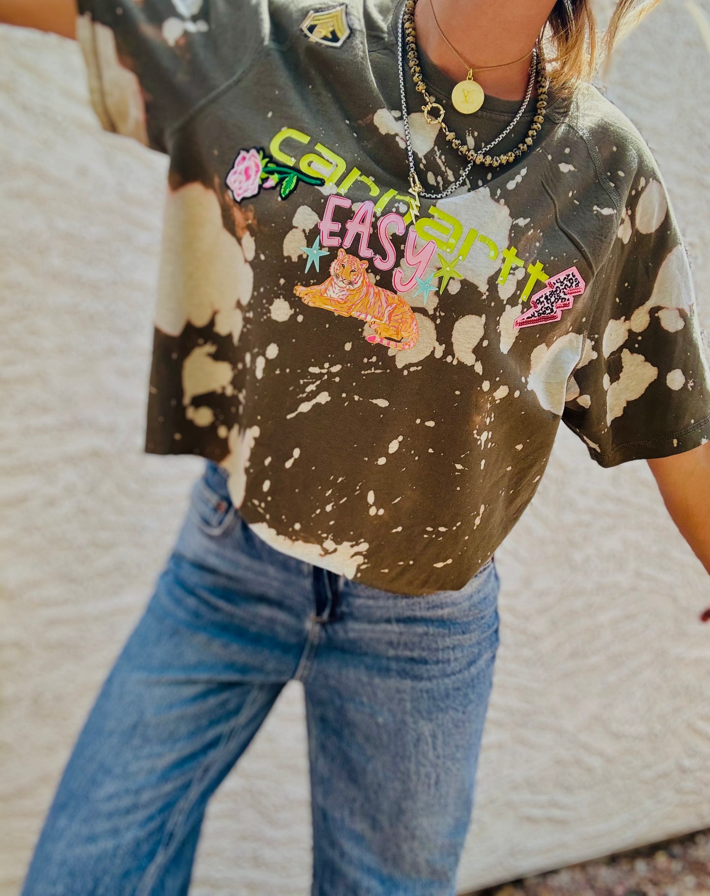 TEE-blue collar easy tiger neon  - DAD TEE MEDIUM