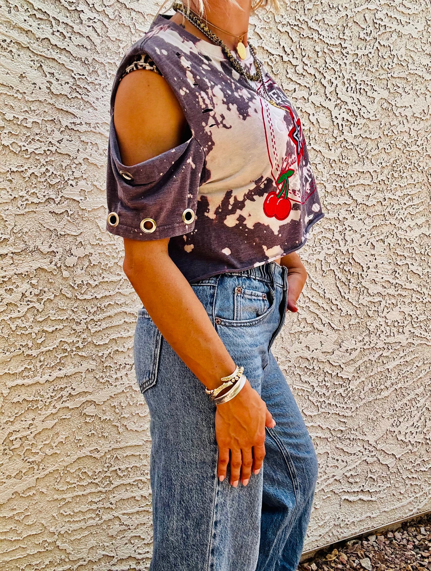 TEE-grungy skater babe - DAD TEE SMALL