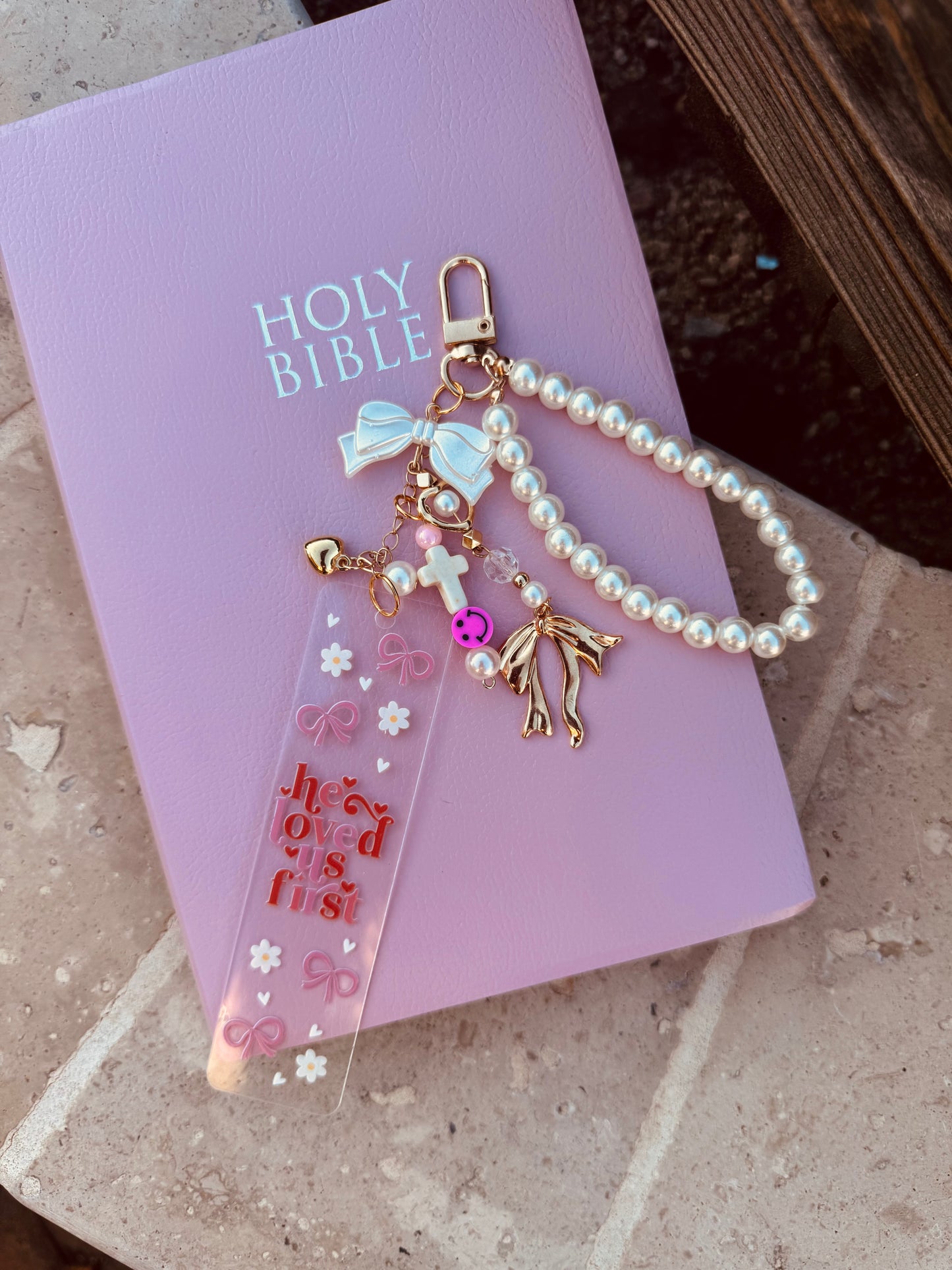BBC-BIBLE VERSE +hand beaded+ he loved us first 1