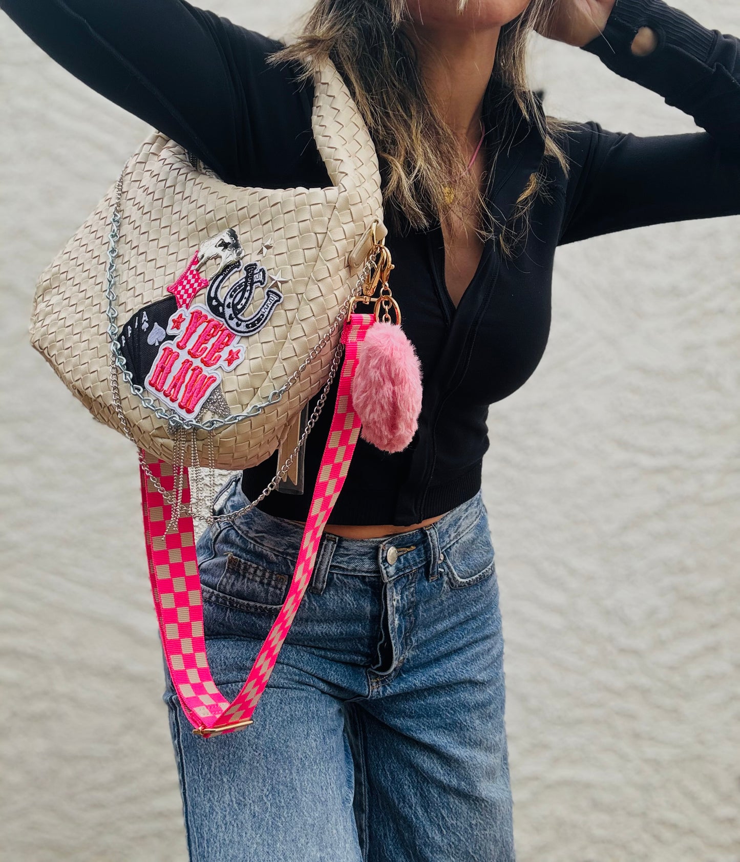 AM-yee haw buffalo concho *CHANDLER BAG**oatmeal