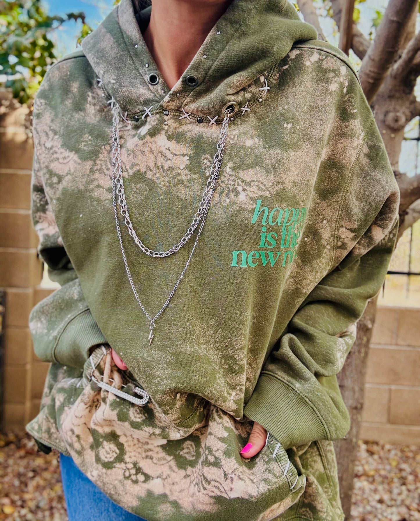 CD- NECKLACE Hoodie happy is the new rich  - lace vintage wash+ Men’s unisex size 2XL- Cut off bottom band hem