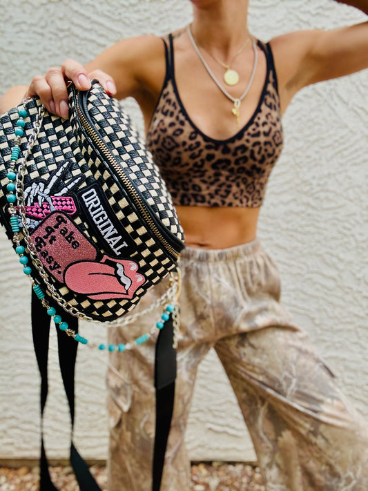 AUGBAG- take it easyOG handmade beaded chains rock skeleton hand with bolt pink vibes 3 + PHOENIX BAG black checkered