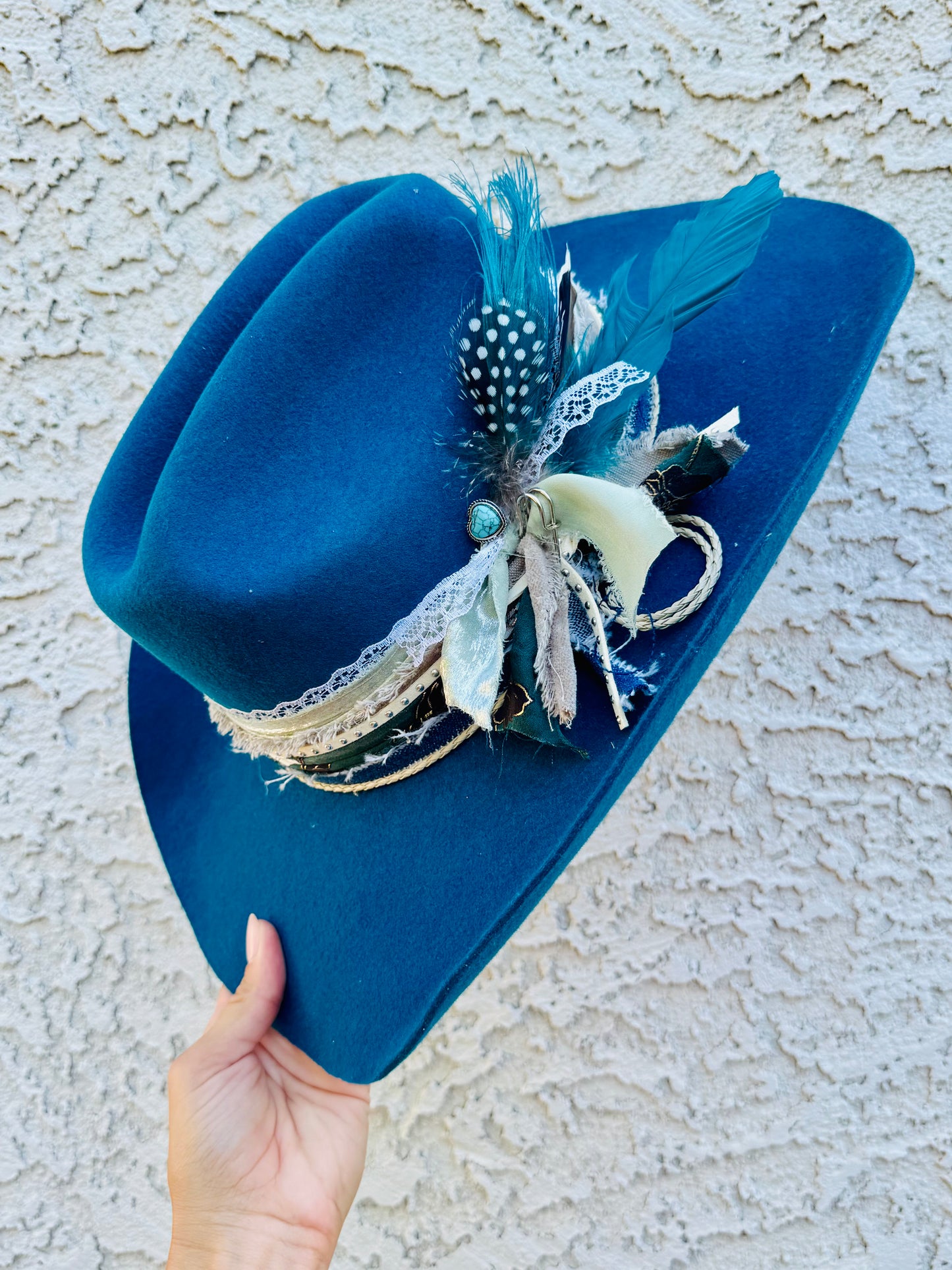 NU-electric blues  -Traditional Cowboy fit American Hat Co. felt Medium adjustable