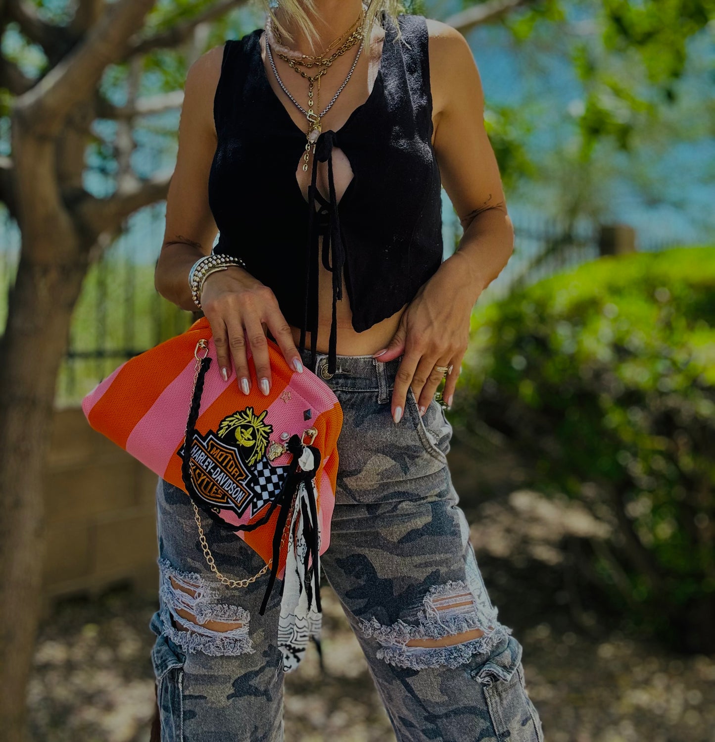 AA-BIKE BABE PINK AND ORANGE STRIPES+** LIZZIE KISS CLUTCH￼**