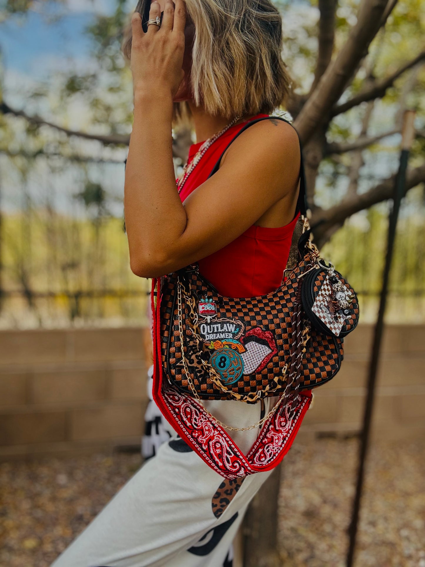 CO- outlaw dreamer eagle chasing thrills  +** The Havasu  **3 STRAPS INCLUDED