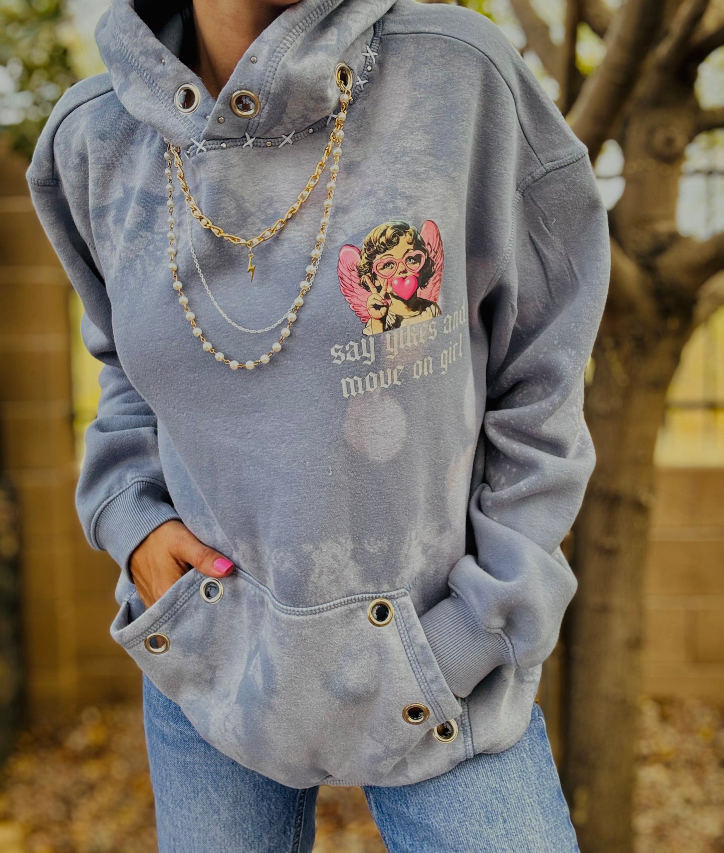 CD- NECKLACE Hoodie say yikes girl and move on - lace vintage wash+ Men’s unisex size MEDIUM    - Cut off bottom band hem
