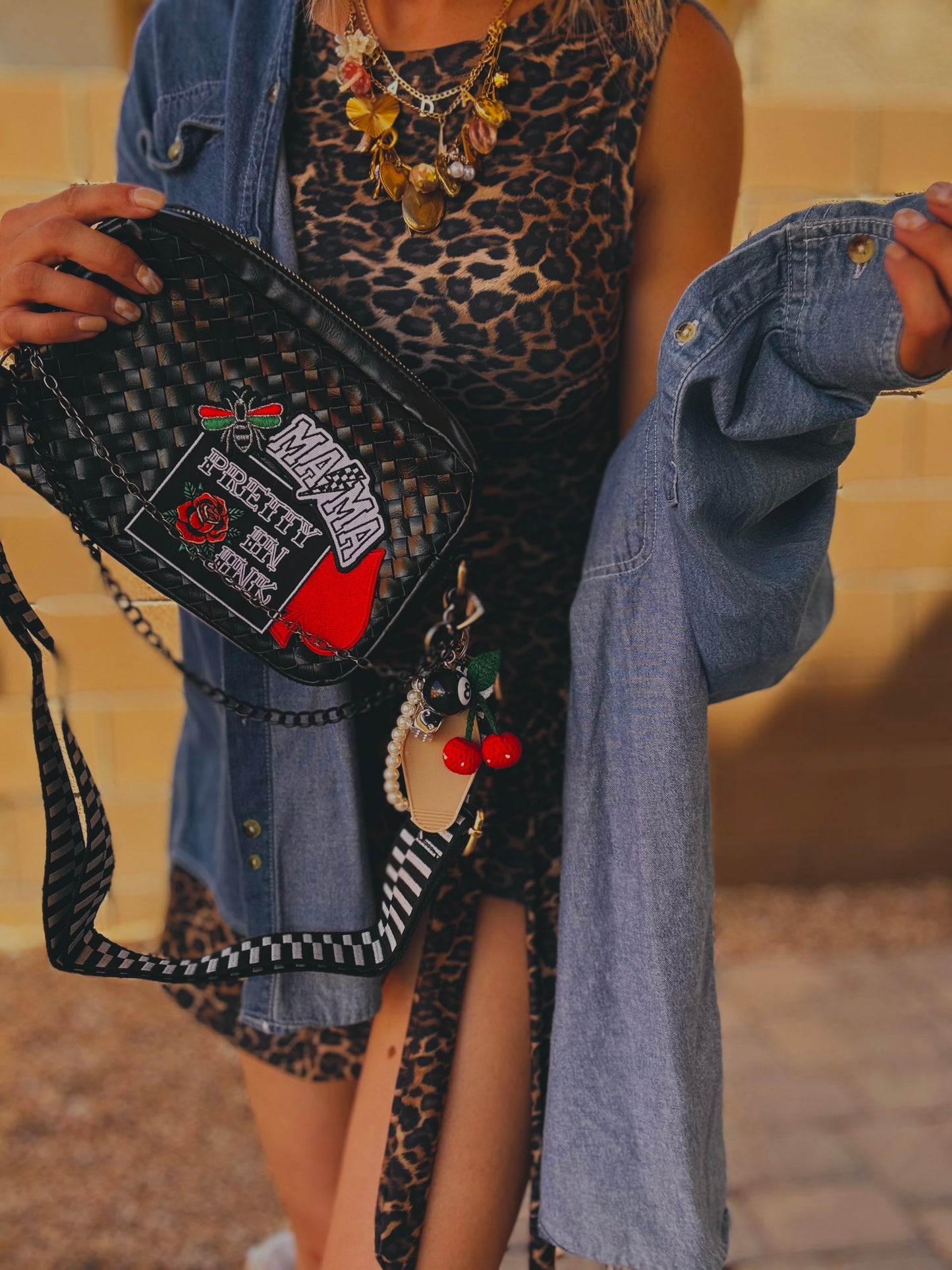 LF-PRETTY IN INK MAMA-black OG *Page Bag*