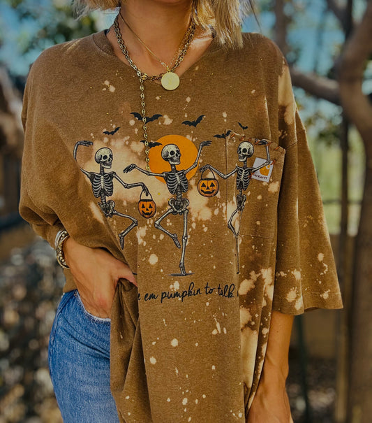 MD-let’s give them pumpkin to talk about skeletons-HUSBAND POCKET TEE 2XL CROPPED CUT