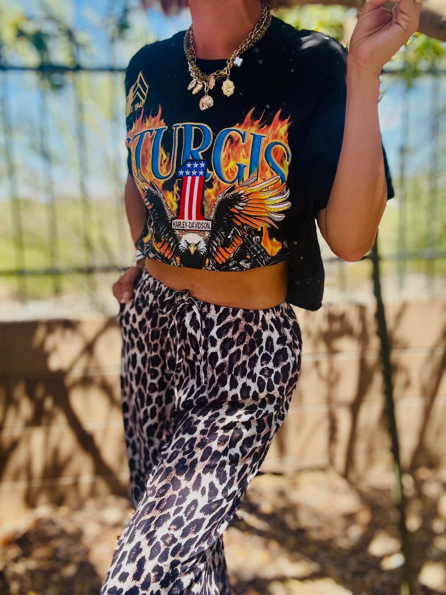 TEE-bike rally babe - DAD TEE MEDIUM