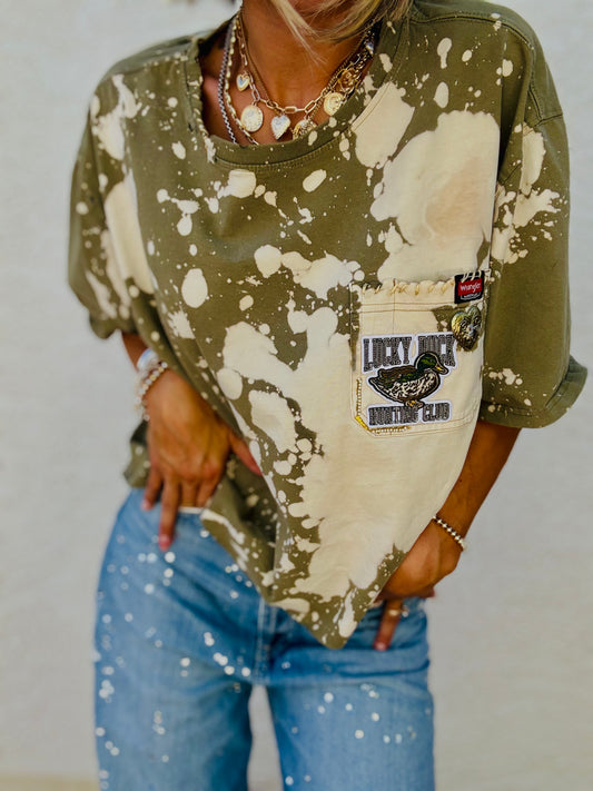 HD- LUCKY DUCK  DISTRESSED POCKET SHIRT - MENS 2XL CUT