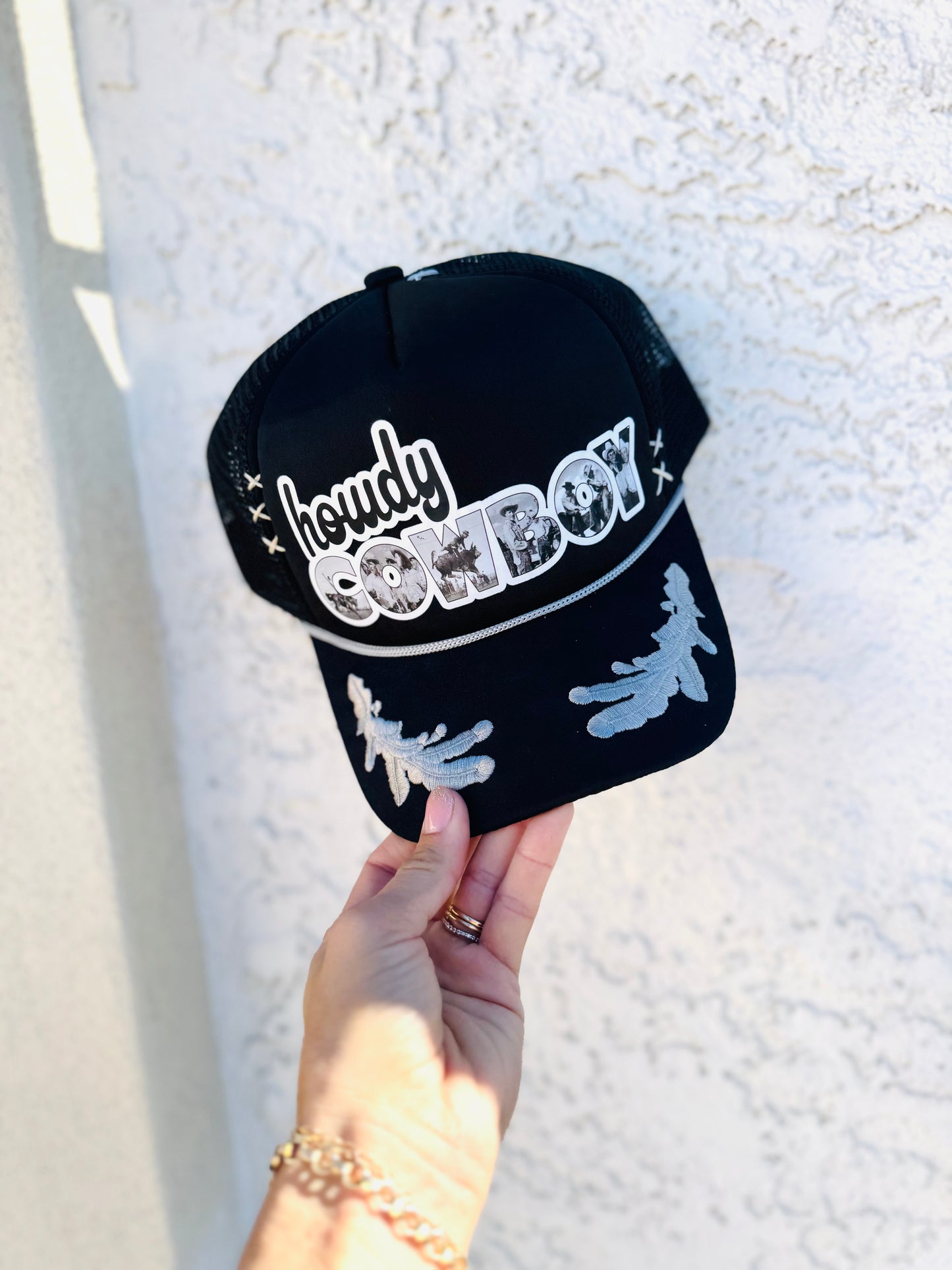 PT-Howdy Cowboy+ buck stitchedby cm co.  +Traditional foam SnapBack trucker with embroidery bill