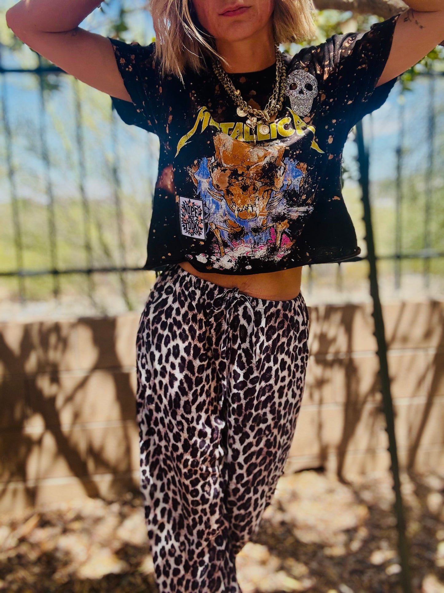 TEE-heavy metal babe- DAD TEE SMALL