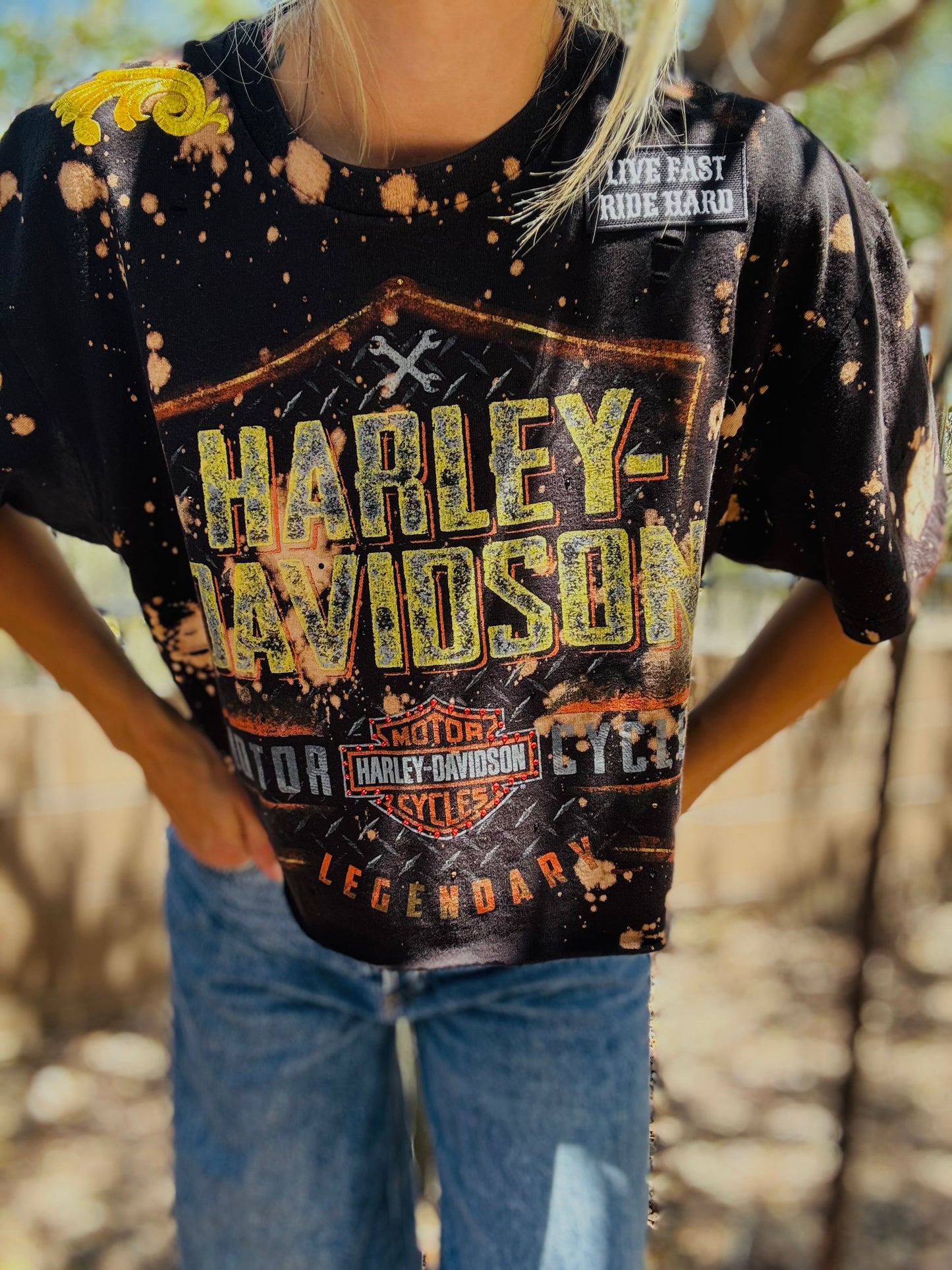 HD-AUTH TAG VINTAGE HD ORANGE DISTRESSED LIVE FAST RIDe HARD - MENS LARGE