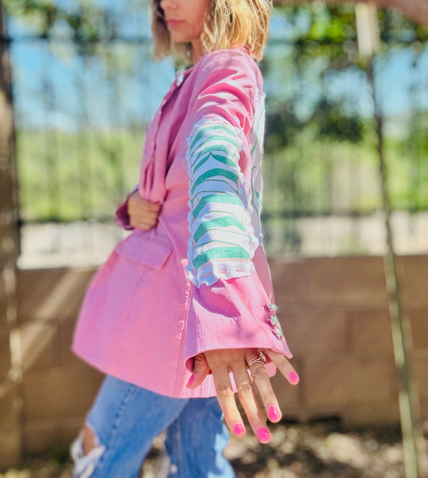 CD-pink and green retro blazer - Size 18 women’s fit blazer - size 18 converted is approx XL-2XL