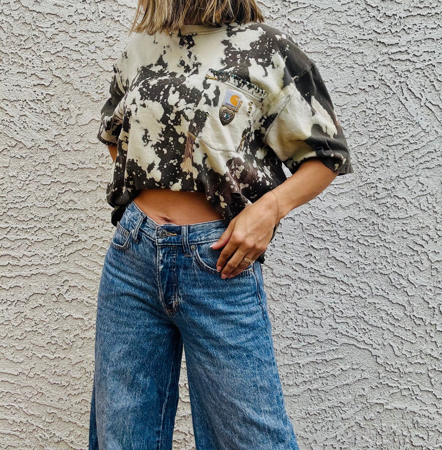 NUM-stitched hartt concho+ deep green Tshirt MEDIUM