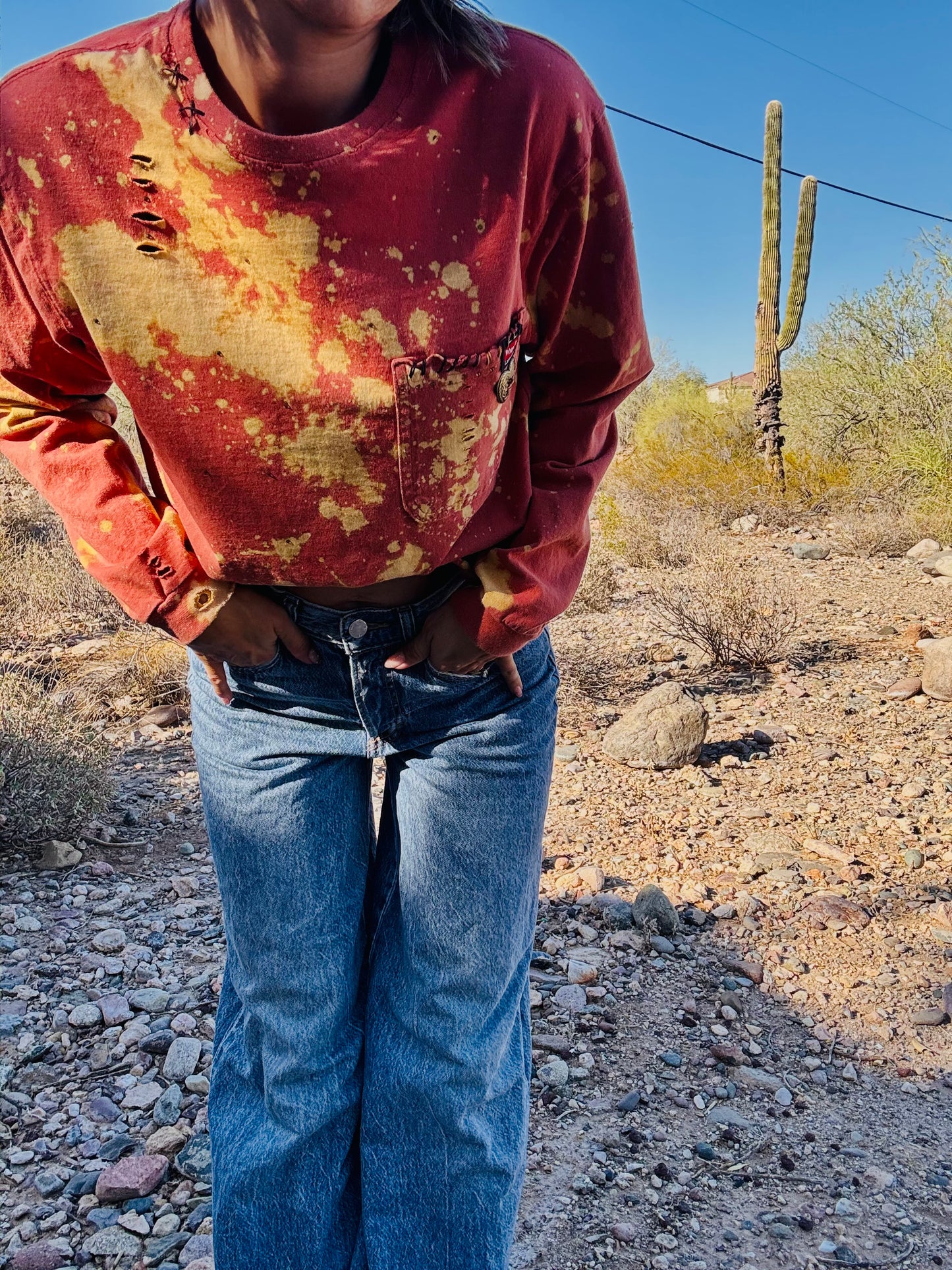 HD- COWBOY- RUST DISTRESSED POCKET SHIRT - MENS MEDIUM CUT TO SLOUCHY LONG SLEEVE