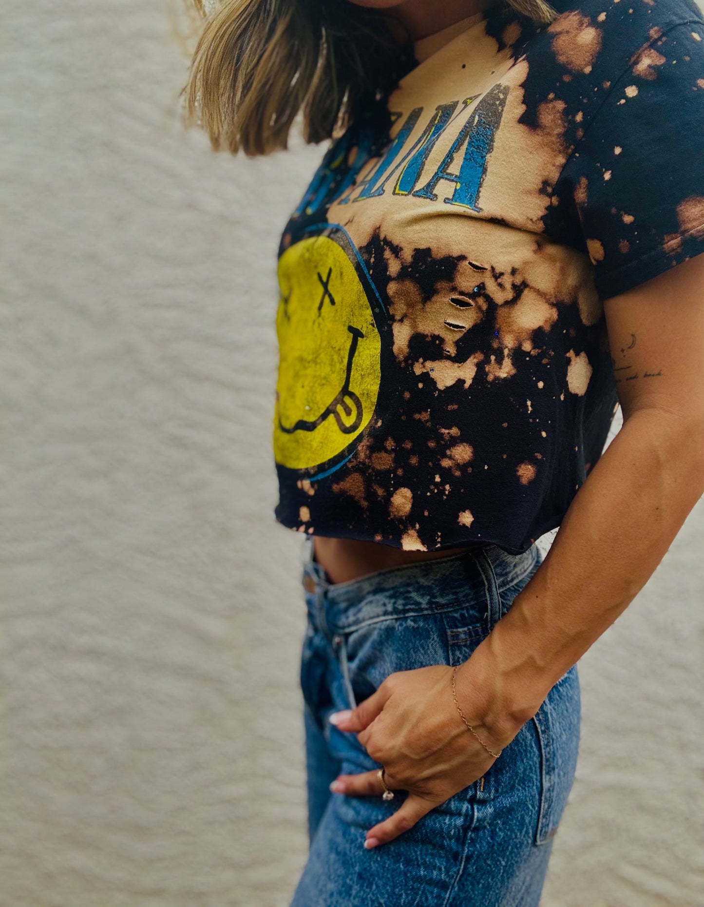 DT-band smiley +bloom anyway + Dad Tshirt SMALL