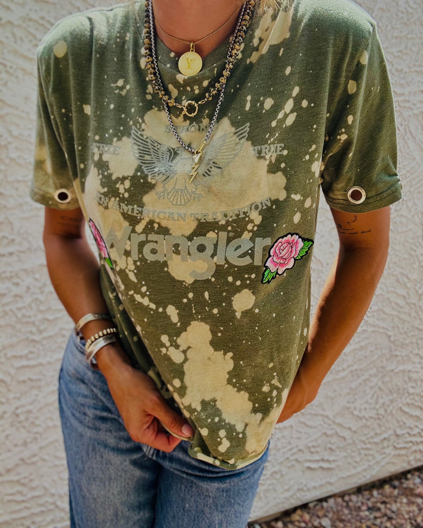 TEE-pink rose wrang metal sleeeves - DAD TEE SMALL