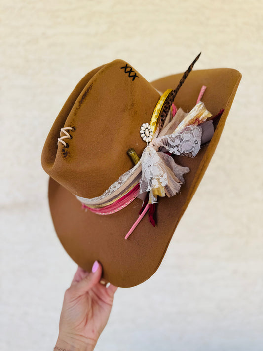 CB-shoot your shot - Felt Cowgirl Brim