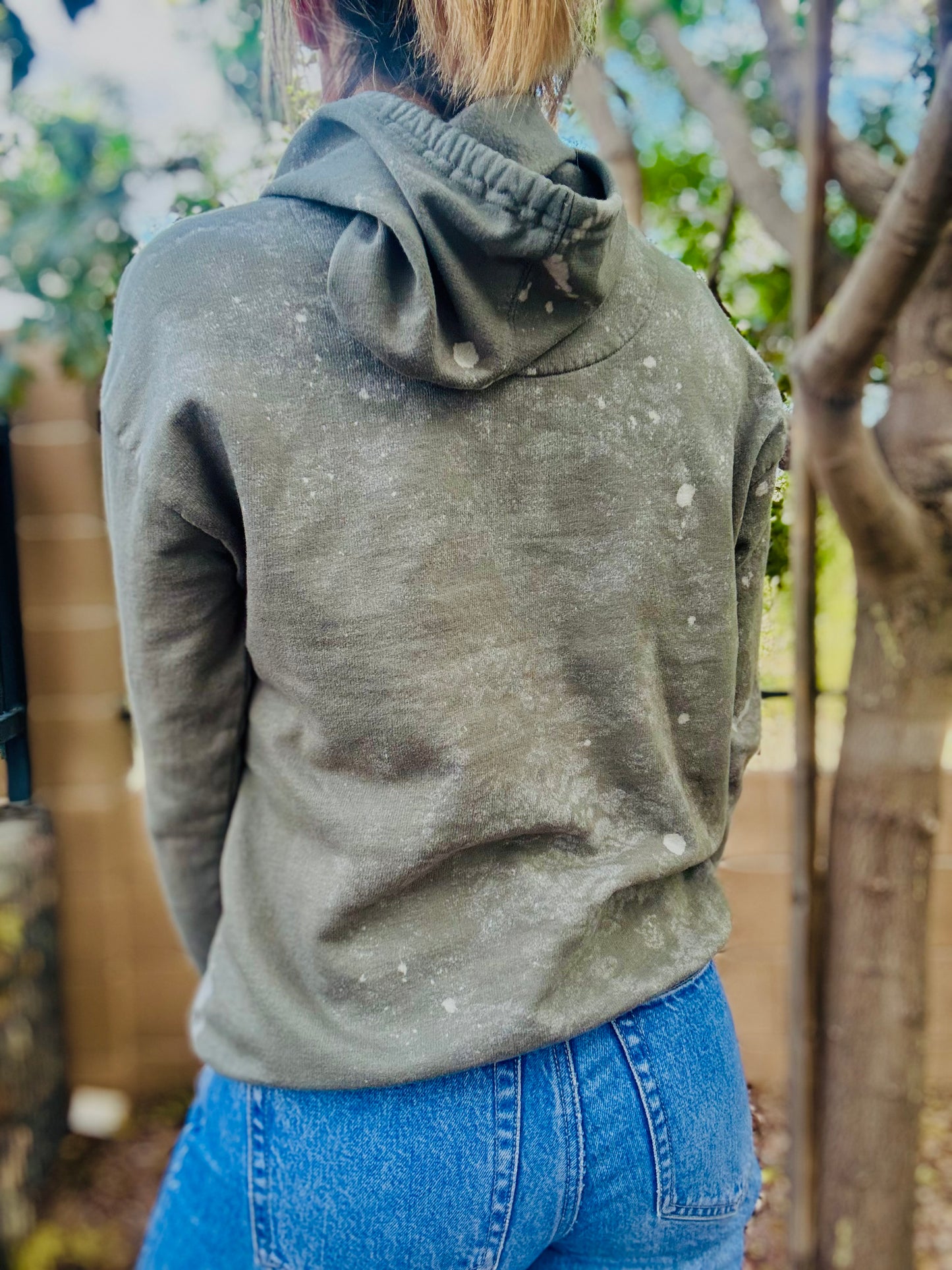 CD- NECKLACE Hoodie 10 +Men’s unisex size SMALL- Cut off bottom band hem
