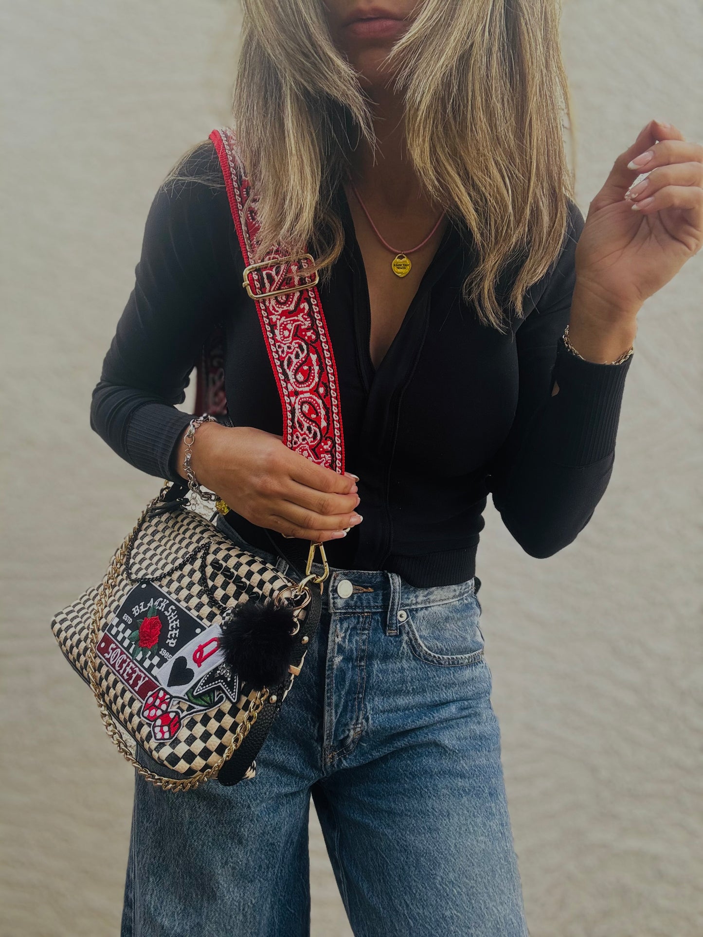 AM-black sheep society QUEEN +** GILBERT ** multi straps