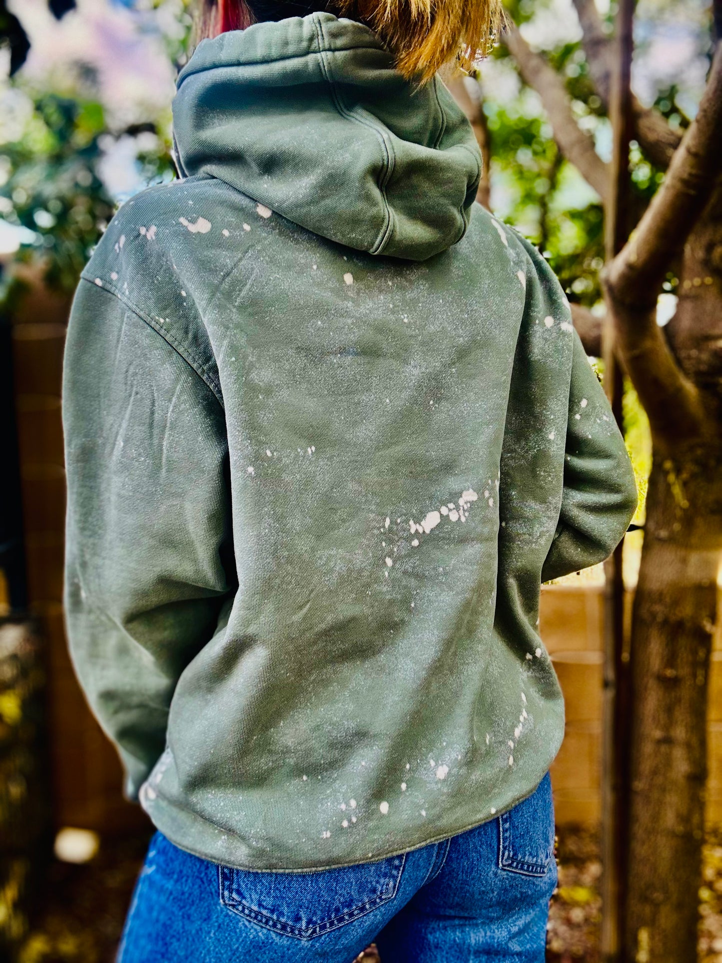CD- NECKLACE Hoodie 3 + Men’s unisex size MEDIUM - Cut off bottom band hem