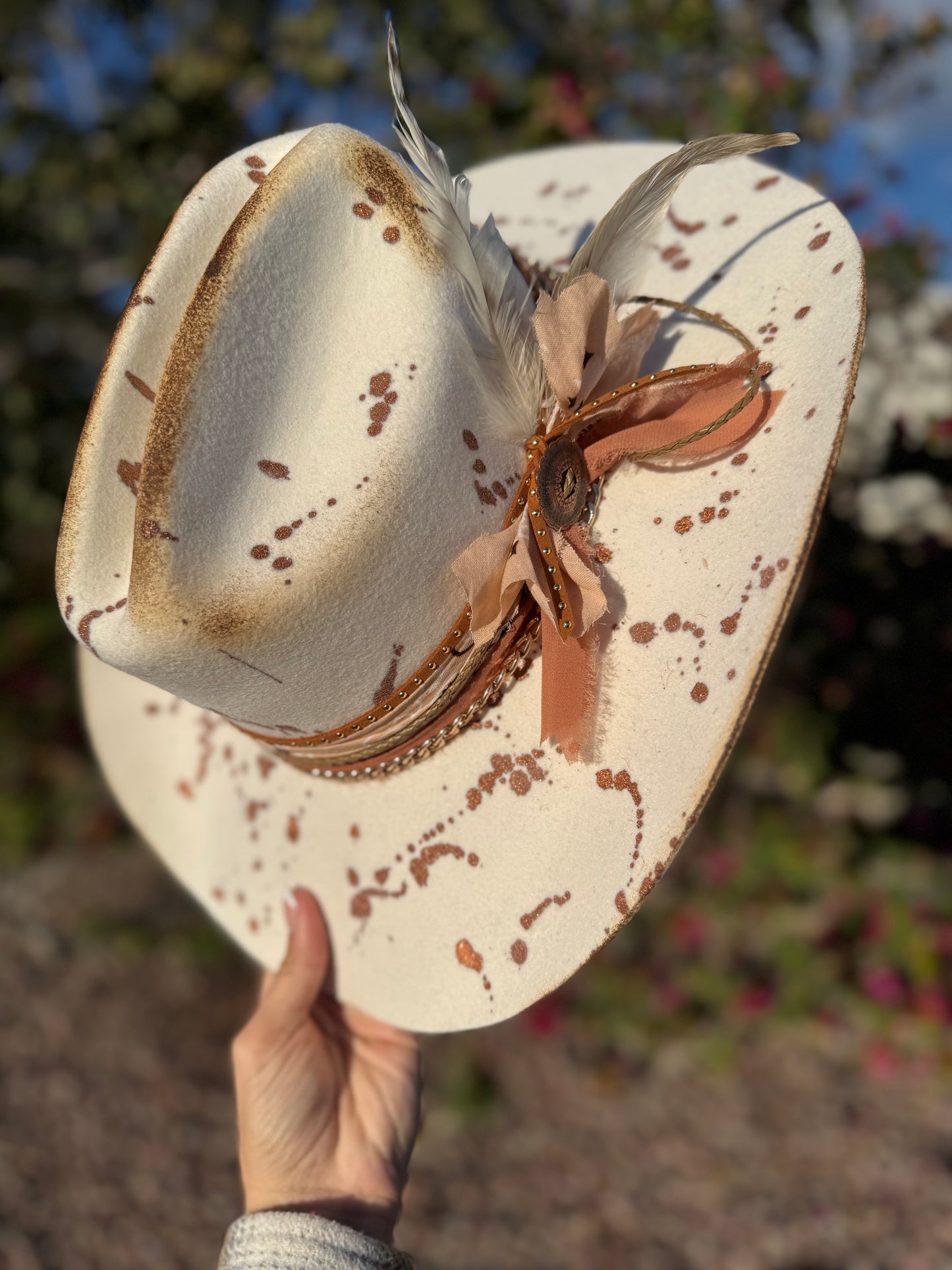 NU-Copper me In love + Dyed Ivory Traditional COWGIRL BRIM