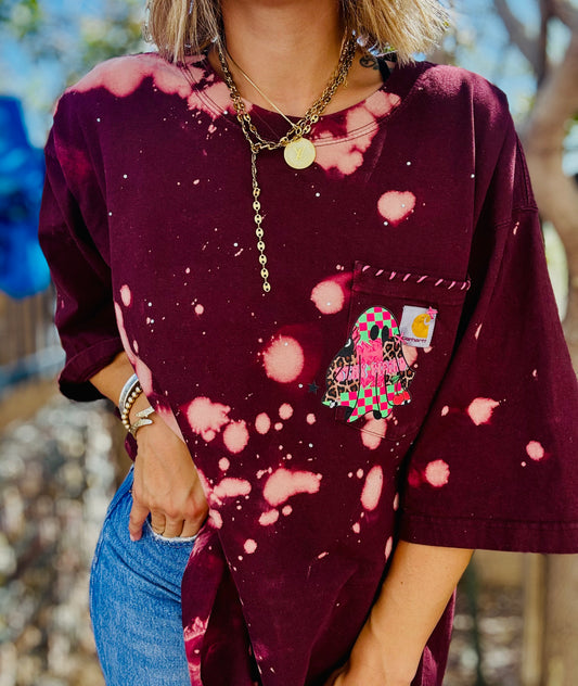 MD-STAY WERID GHOSTIE maroon and pink -HUSBAND POCKET TEE 2XL  CROPPED CUT