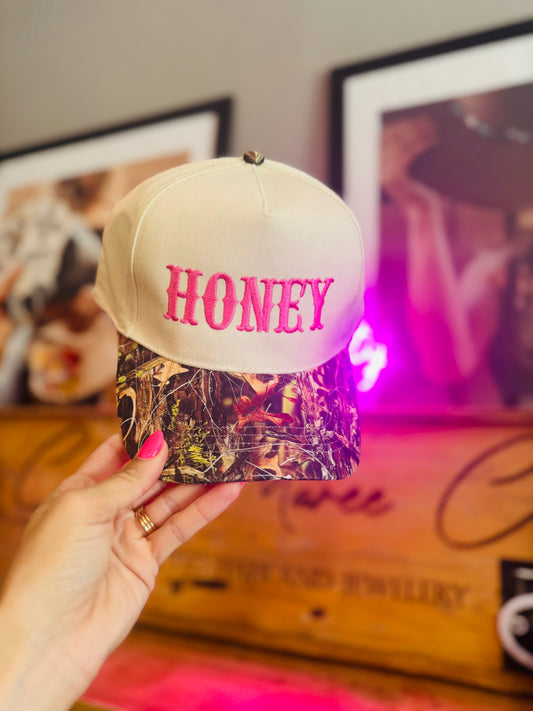 CT- honey pink* CAMO two tone canvas SNAPBACK TRUCKER