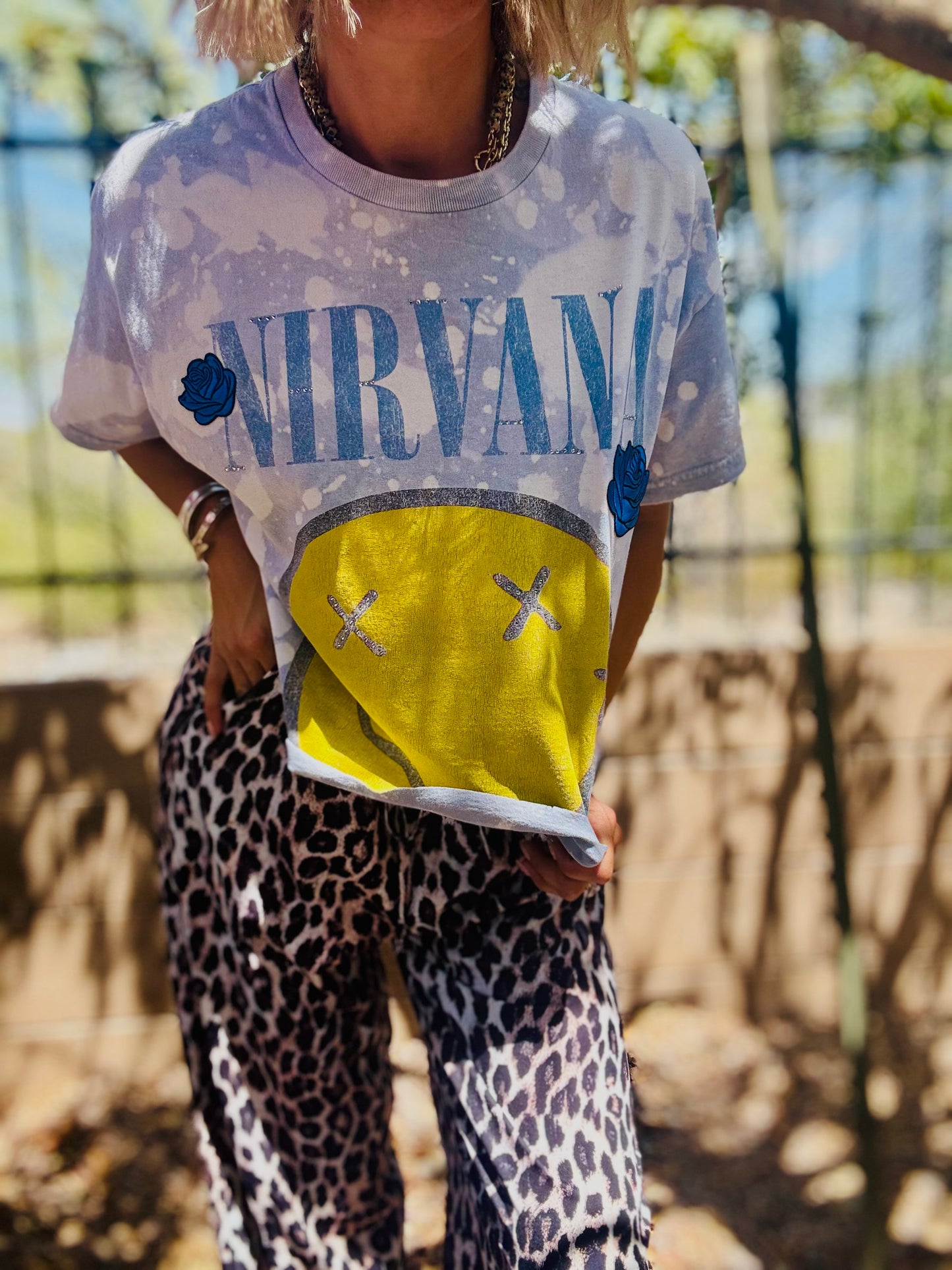 TEE-vintage band smiley  -DAD TEE LARGE