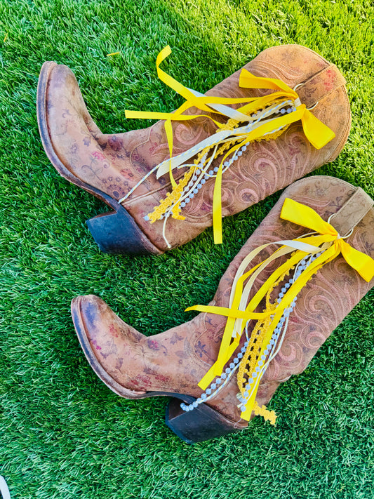 BB- sunflower yellow 1 BOOT BOWS