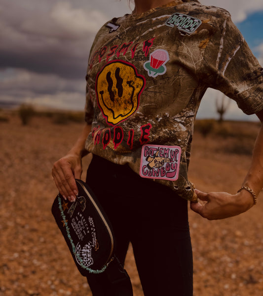 VT- Cosmic BADDIE good vibes put em up cowboy pink - REALTREE CAMO TSHIRT