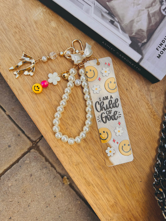 BBC-BIBLE VERSE +hand beaded+I am a child of god smileys