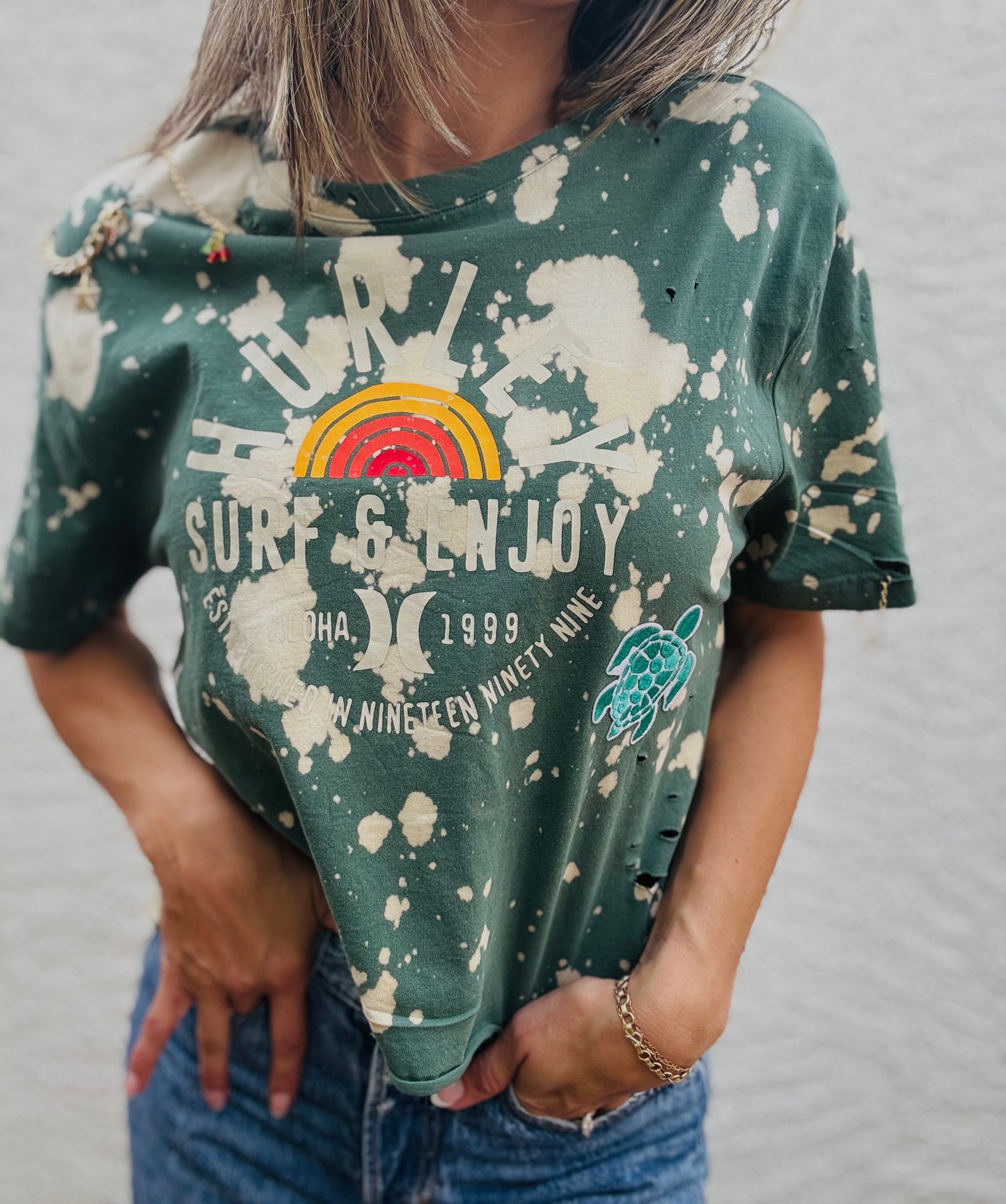 VTS-  Beachy Babe + Vixen Tshirt