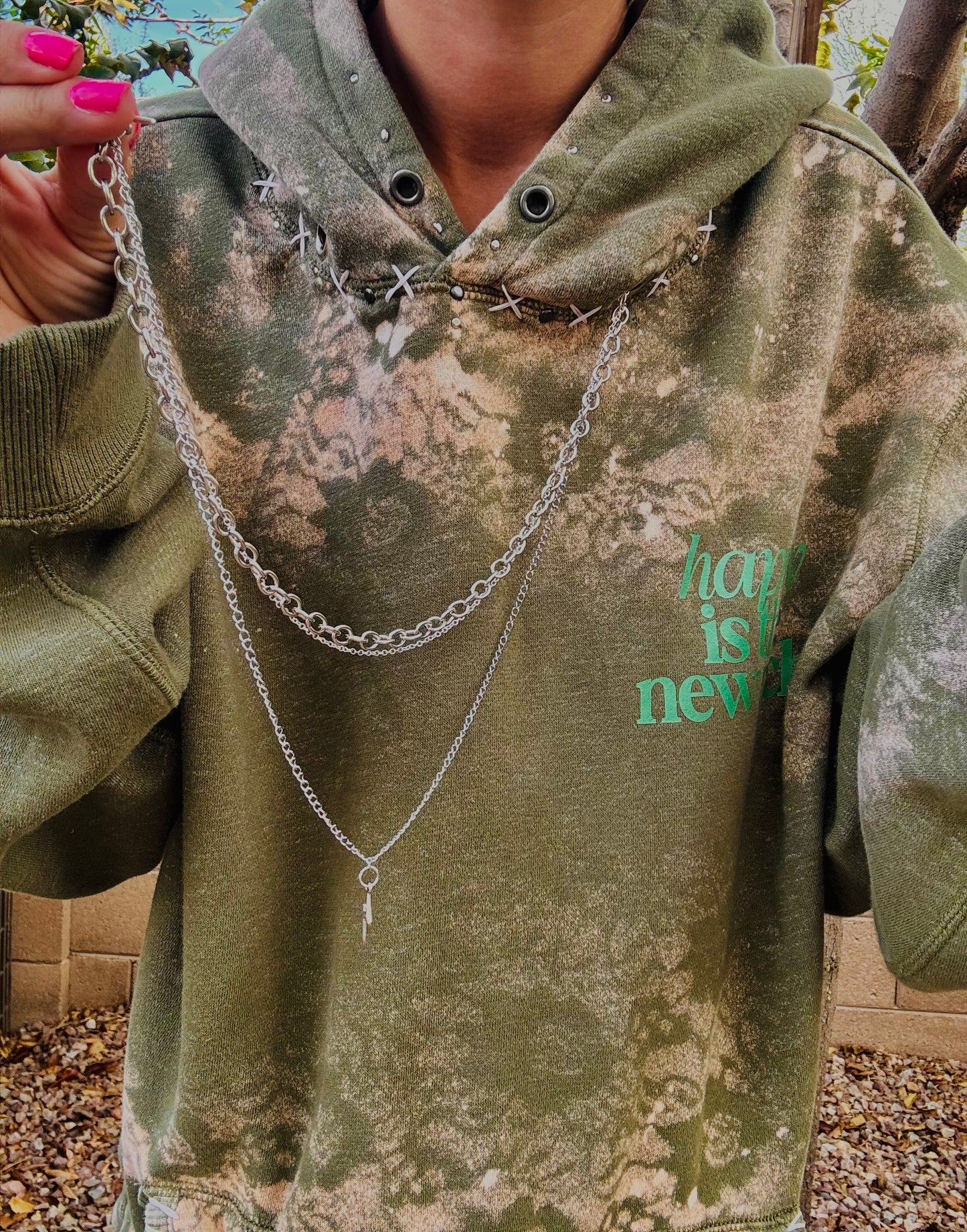 CD- NECKLACE Hoodie happy is the new rich  - lace vintage wash+ Men’s unisex size 2XL- Cut off bottom band hem