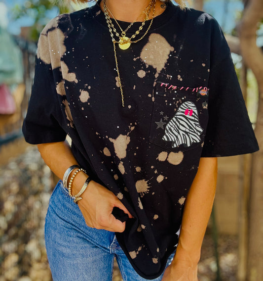 MD-ZEBRA black GHOSTIE -HUSBAND POCKET TEE LARGE CROPPED CUT
