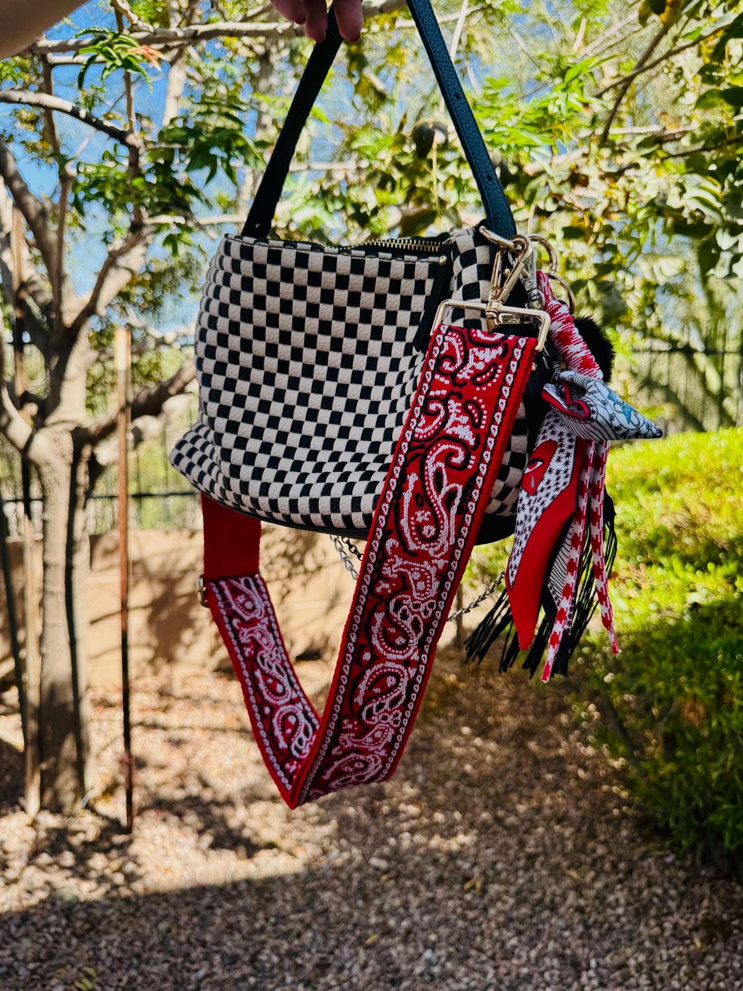 CD- Black and white rad babe bombshell bag+ Gilbert bag 3 straps included