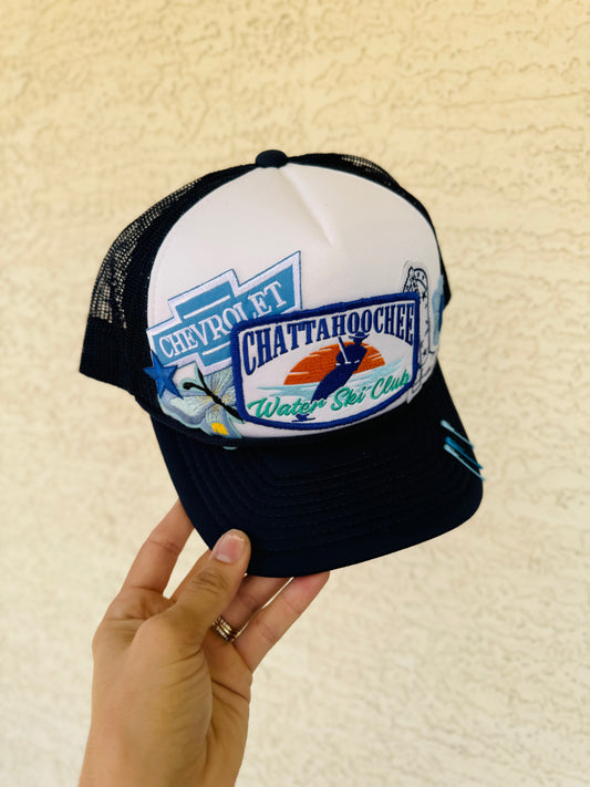 CM CO. Ski and country music Trucker