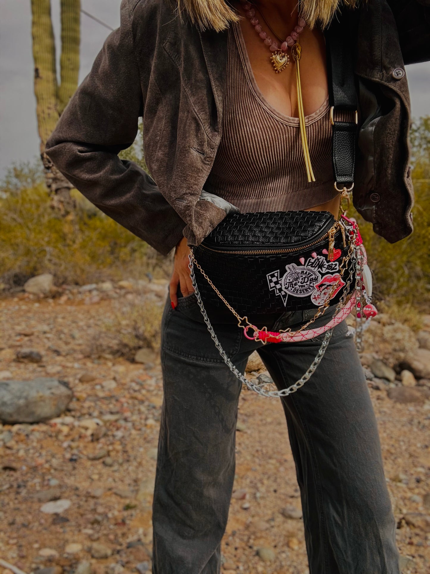 XO- day you deserve band baddie premium +PHOENIX BAG