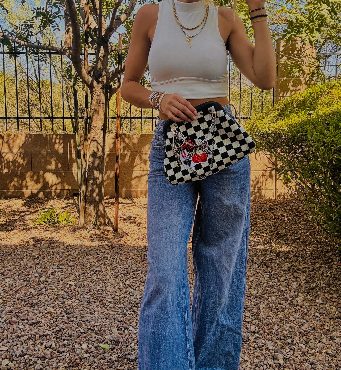 UM-QUEEN CHECKERED BLACK AND WHITE +** LIZZIE KISS CLUTCH￼**