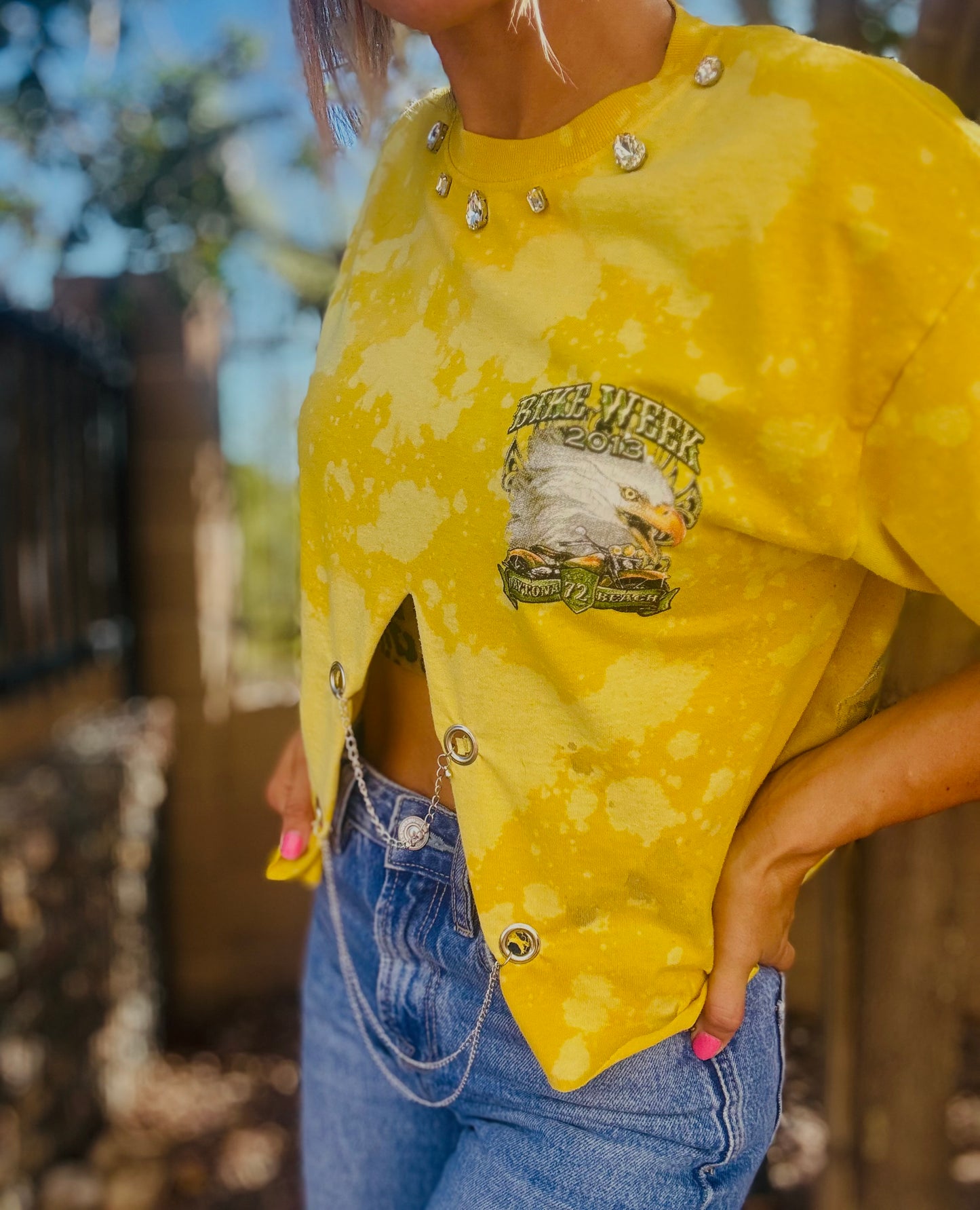 TEE-rhinestones vintage bike yellow eagle - DAD TEE slit 1/2 front chain work rhinestones collar MEDIUM