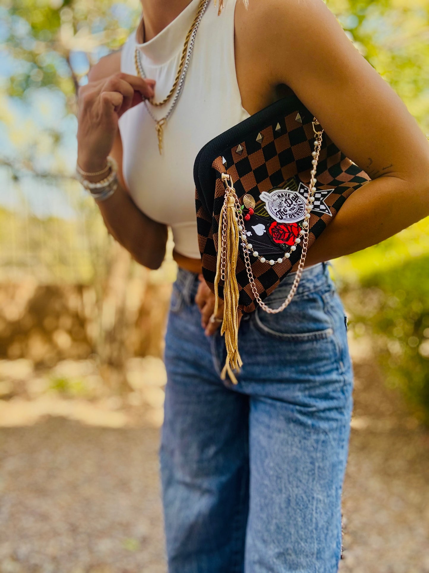 UM-DAY YOU DESERVE ROSES CHECKERED BLACK AND BROWN +** LIZZIE KISS CLUTCH￼**