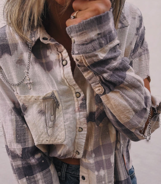 VTS- Bet on yourself + Vixen long sleeve Flannel