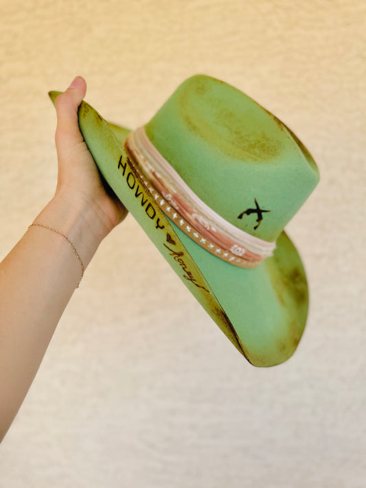 CM-Antique Howdy Honey Brim
